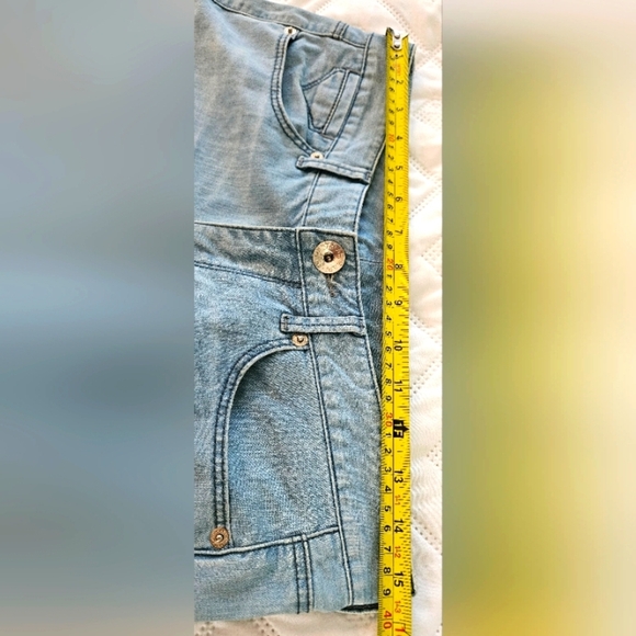 πArmani Exchange Designer Vintage Light Wash Blue Flare Jeansπ - Picture 5 of 10